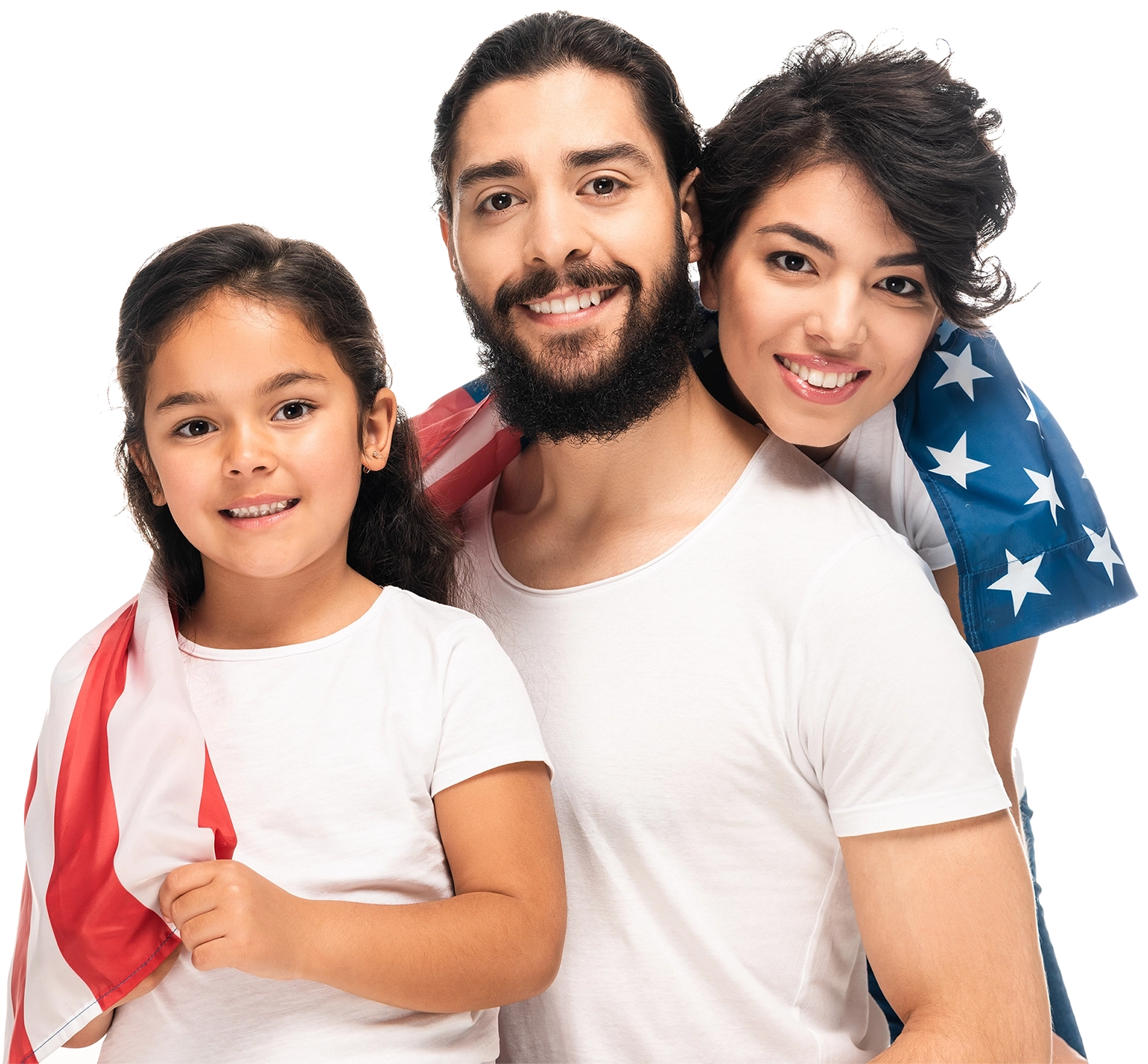 familia latina inmigrante feliz con bandera de estados unidos